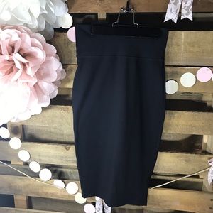 BEBE pencil skirt
